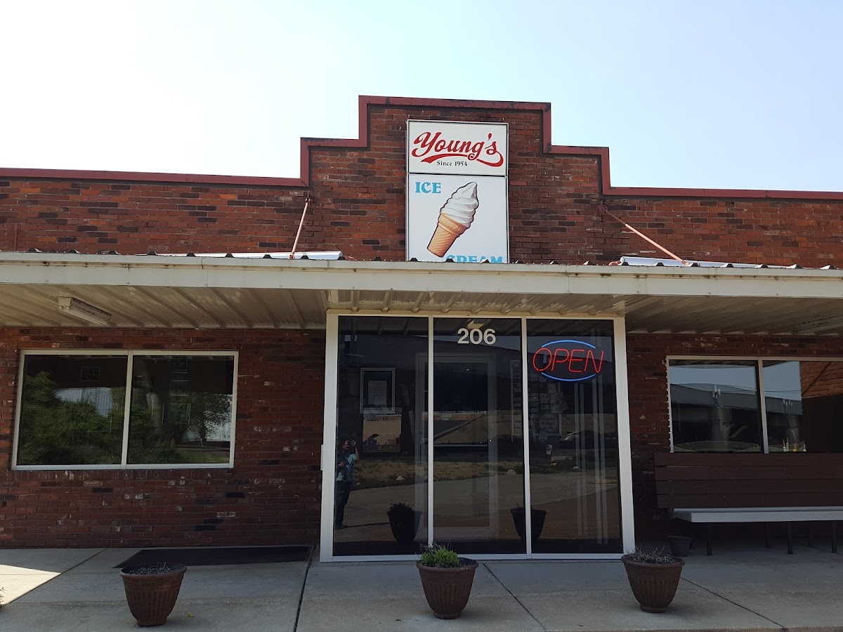 Young's Restaurant & Ice Creamery